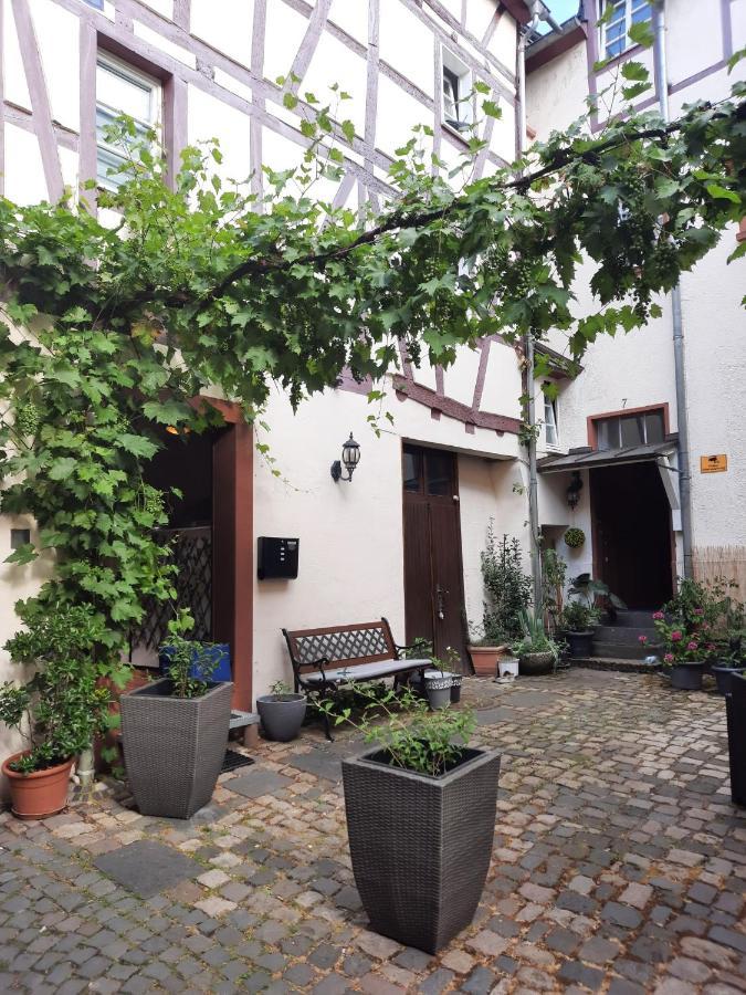 베른카슈텔쿠에스 Kleine Altstadt Oase 아파트 외부 사진
